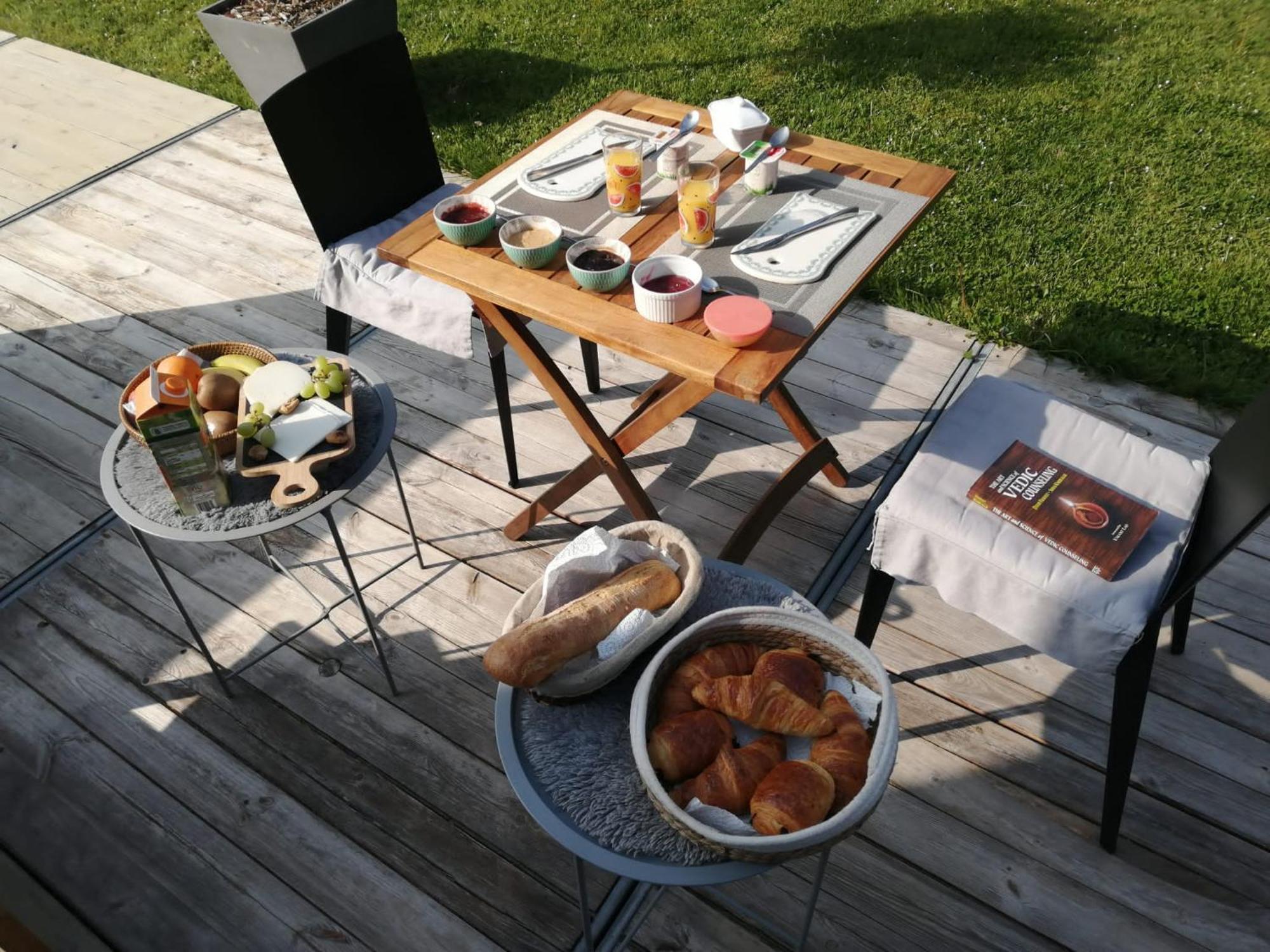 La Suite Cosy - Votre Pause Arboree La Bruyere エクステリア 写真